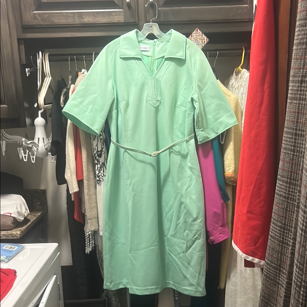 Vintage Nelly Don Custom Sz L Mint Green Dress with Belt GVC